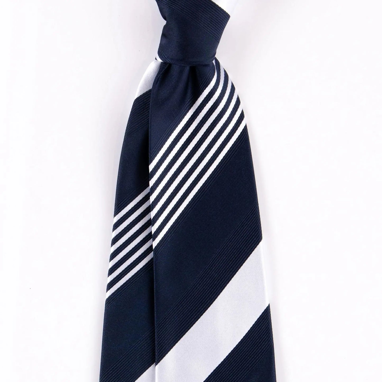 Men's Casual Minimalist Contrasting Twill Tie Cluse